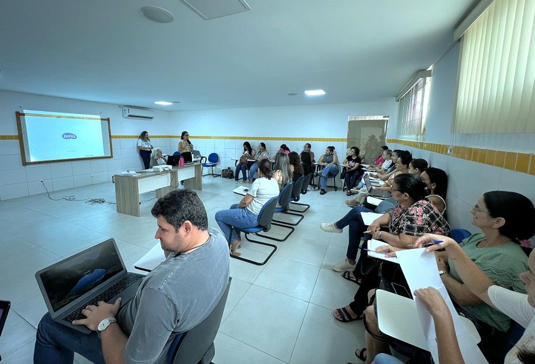 Secretaria de Saúde de Queimadas promove treinamento sobre Sistema de Informação de Insumos Estratégicos (SIES)